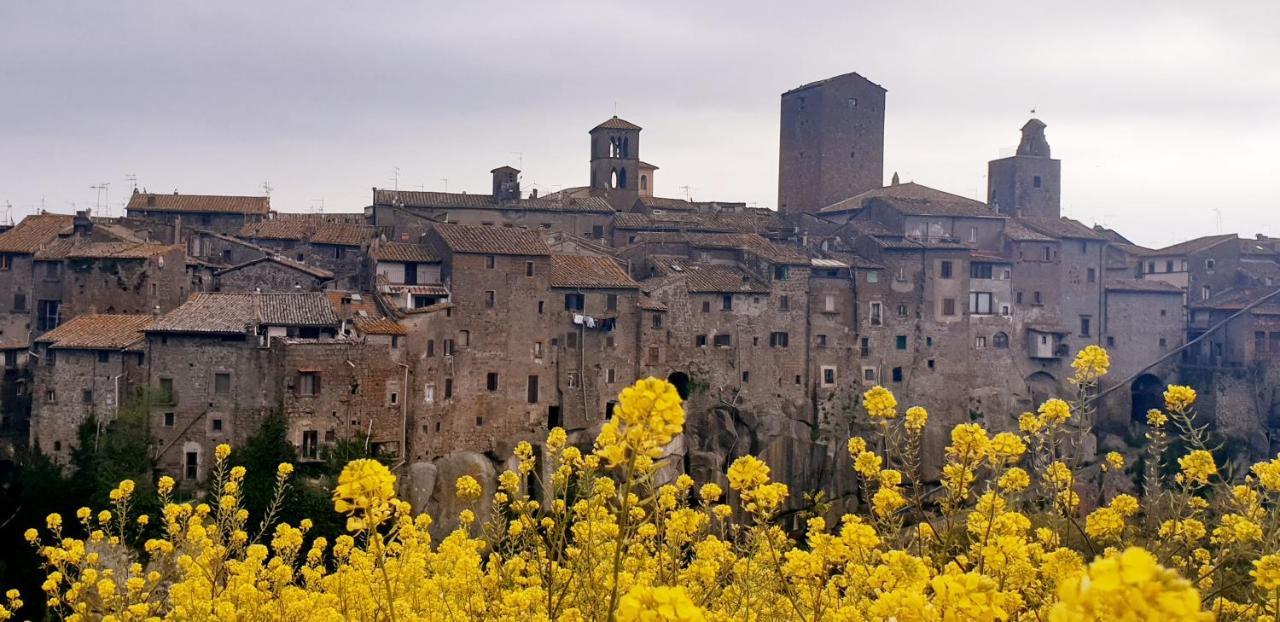 Апартаменты La Dimora Nel Borgo Виторкьяно Экстерьер фото